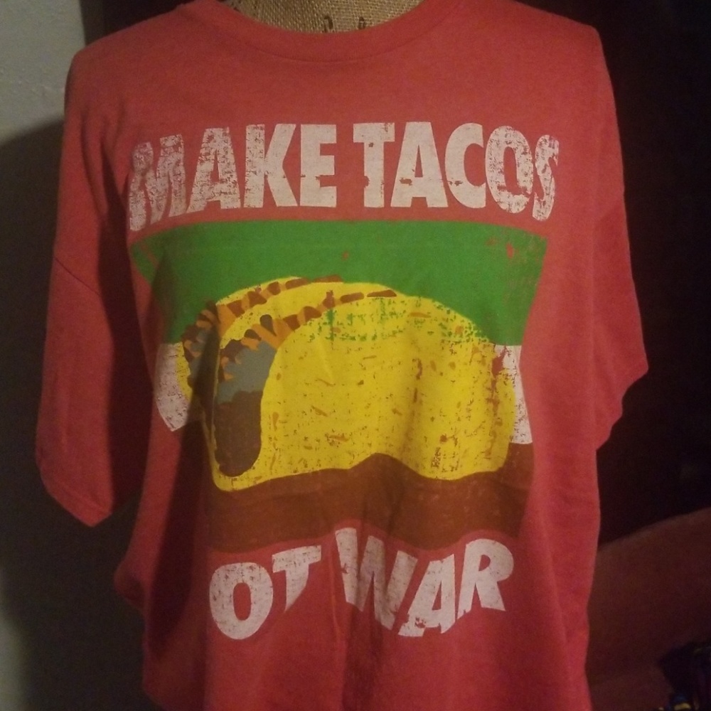 Graphic tshirt
